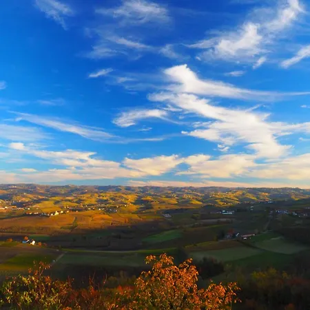 Lägenhet La Vigna Del Parroco-2- Serralunga d'Alba