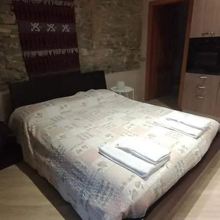 La Vigna Del Parroco-2- Διαμέρισμα Serralunga d'Alba