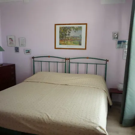 La Vigna Del Parroco-2- * Serralunga d'Alba